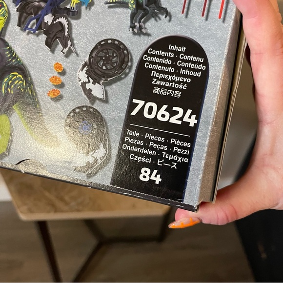 PLAYMOBIL NEW IN BOX 70624 Dino Rise T-Rex Battle of the Giants - Picture 5 of 9